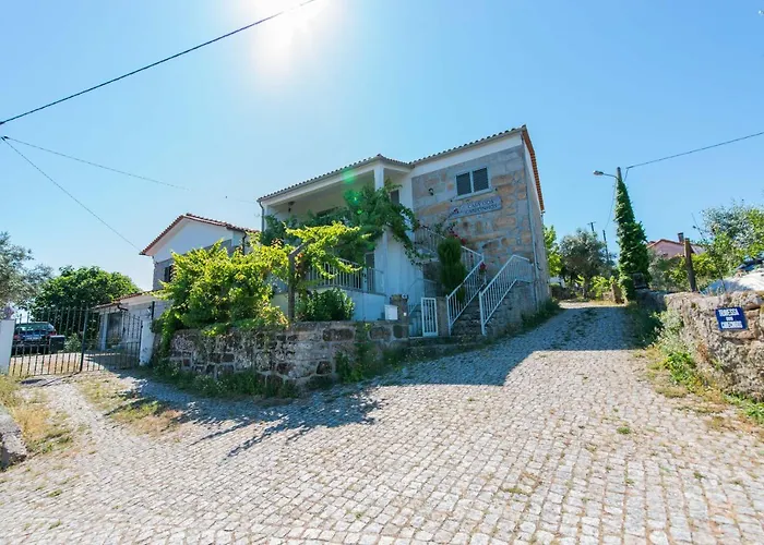 Casa Dos Cabecinhos * Oliveira do Hospital